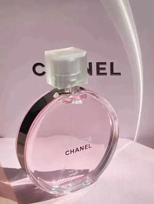 香奈儿粉邂逅淡香水
