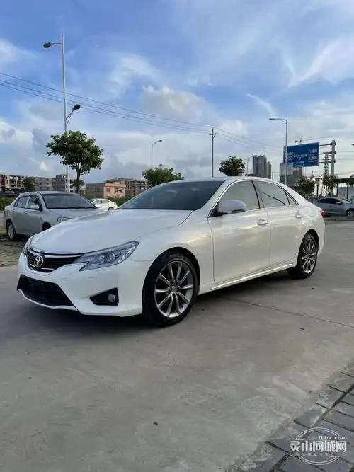 锐志车图片及报价图片(锐志2020款报价及图片)