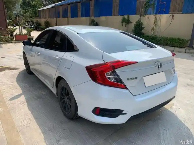 2019年7月上牌本田思域15t劲动版友仔自用一手车车