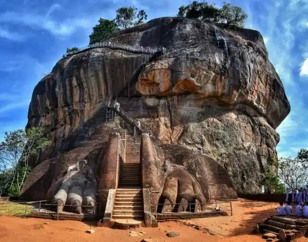 世界第八大奇迹狮子岩.