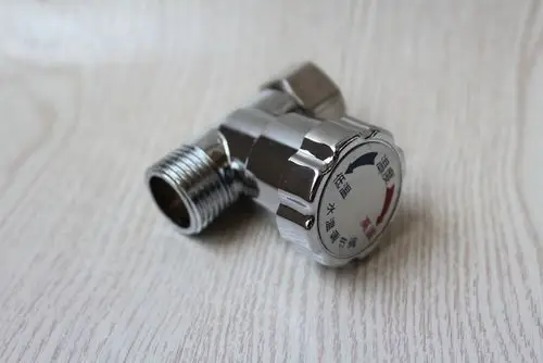 水流调节阀 电热水器通用型调温阀 即热式热水器调流阀