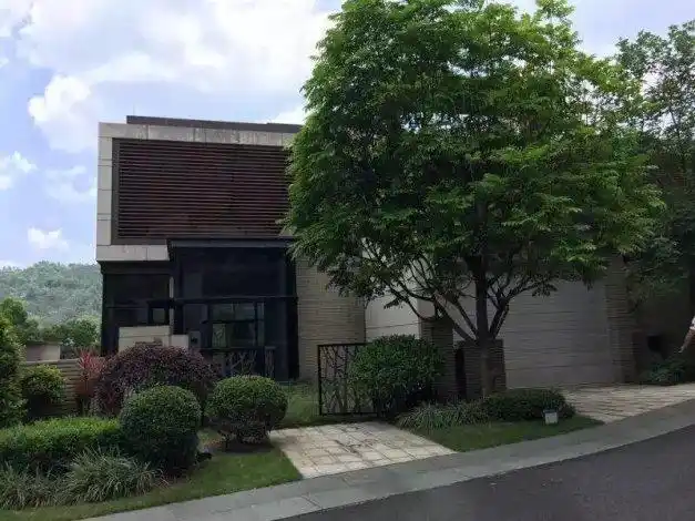 九龙湖5a级度假区 玖珑湖独立别墅  望高尔夫球场