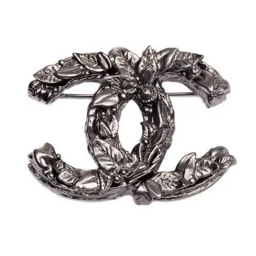 chanel(香奈儿)灰色雕刻山茶花双c胸针