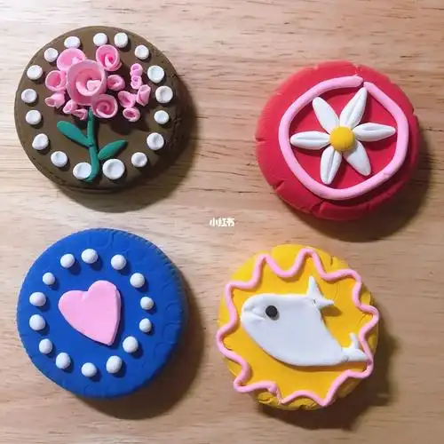 记录一下小学的第一次手工作业橡皮泥月饼,哈哈哈也可以用超轻黏土做