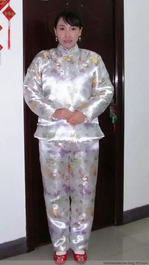 银白高级织锦软缎不包边传统连袖大襟棉袄,棉裤