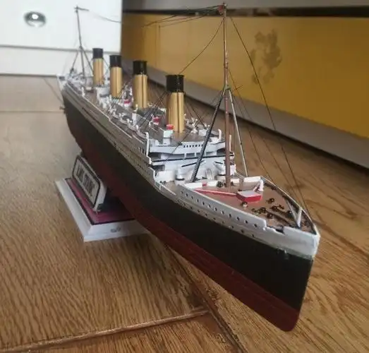 泰坦尼克号模型可下水复古泰坦尼克号模型可下水沉船模型拼装沉船事故