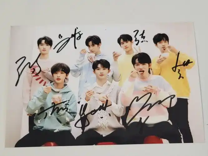 2021年1月新款tnt时代少年团亲笔签名6寸照片12寸签名海报e6寸签名
