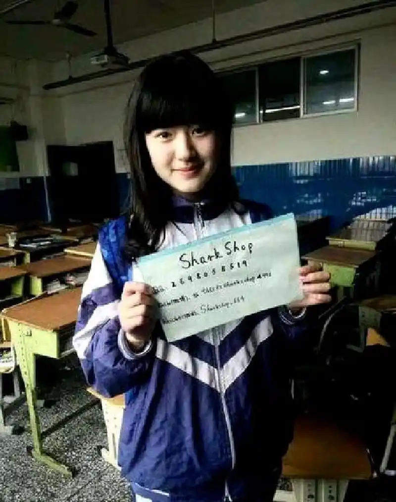 赵露思学生时代就是甜妹啊,虽然个头小但美 #浪漫生活的记录者# #小