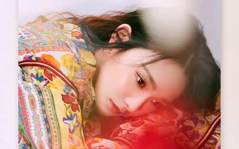 彭小苒魅力时尚写真图片桌面壁纸