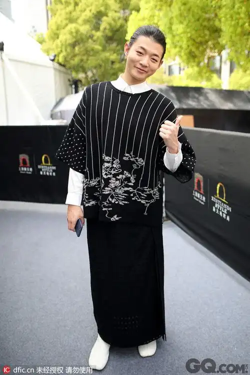 霍尊:不愿意拿父亲火风炒作