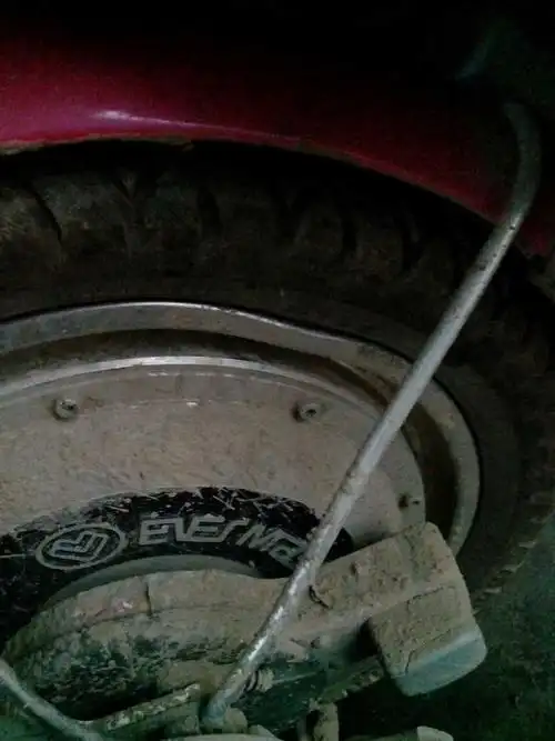 电动车后轮为什么会变形