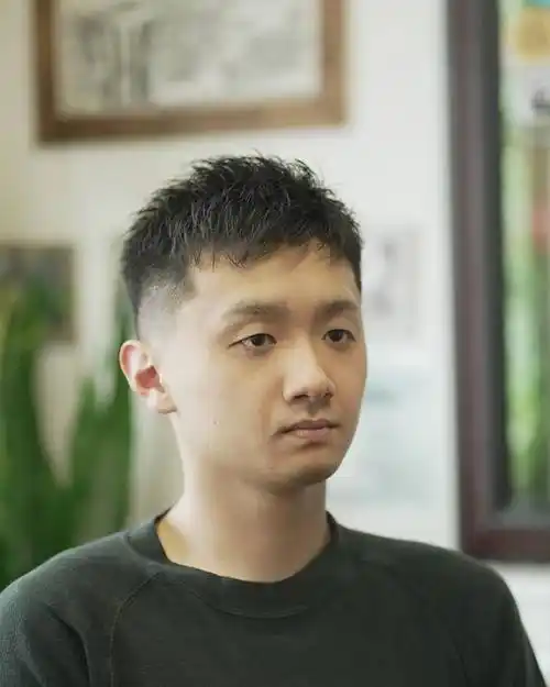 两侧铲短男发,让你帅出新高度,清爽利落还时尚|发型|脸型|发色|男士