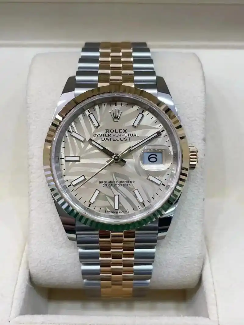 劳力士126233-0037间金日志,36mm表径,4月卡全 - 抖音