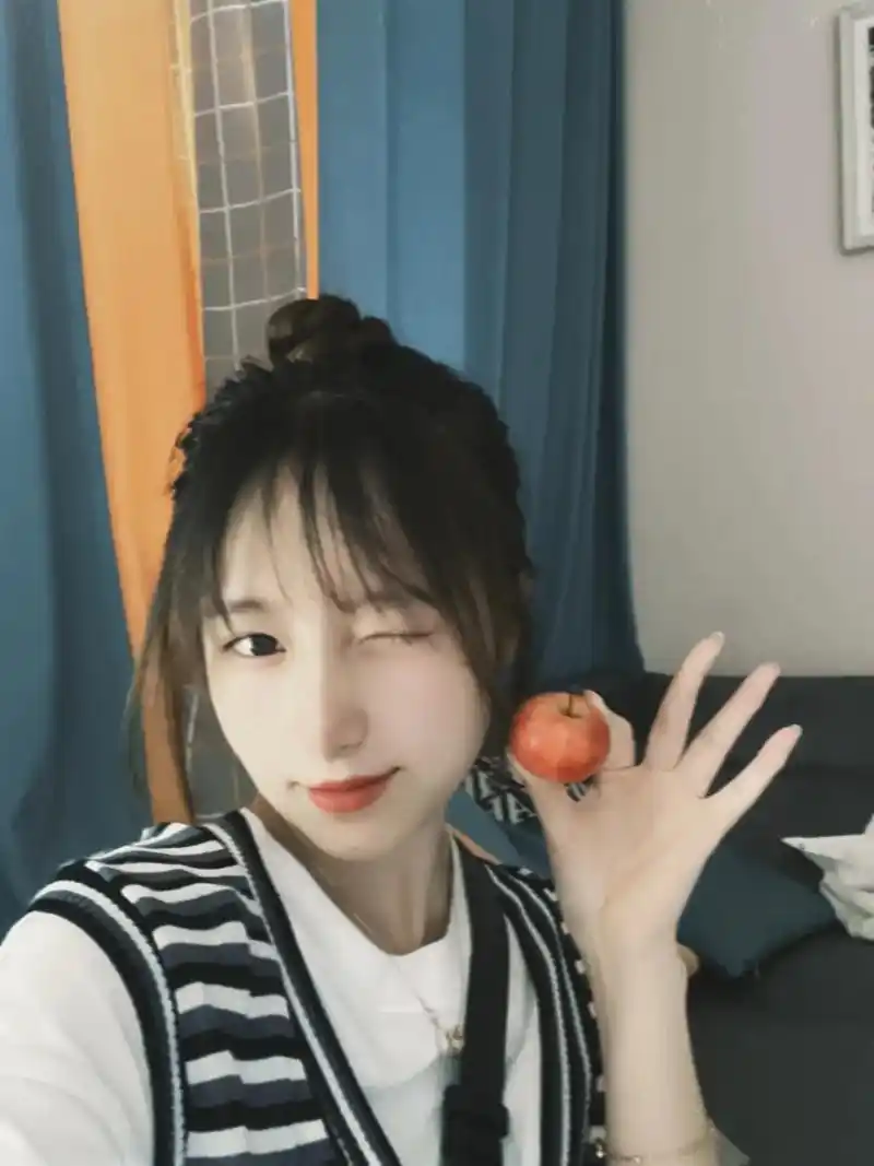 秋天的第一张照片 - 莎莎03 - 抖音