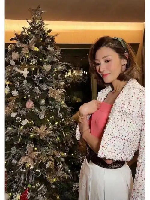 时代美人李嘉欣竟然是葡萄牙国籍?