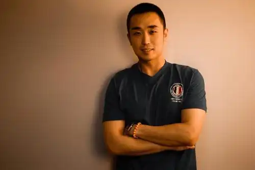 天下足球制作团队主编朱晓雨