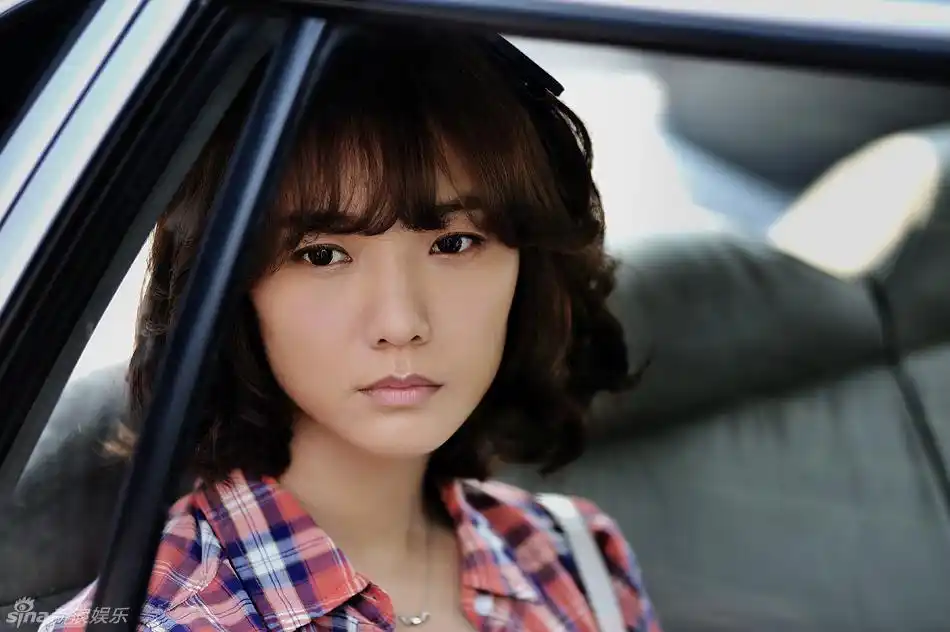 组图:《转身说爱你》崔始源王珞丹上演跨国恋