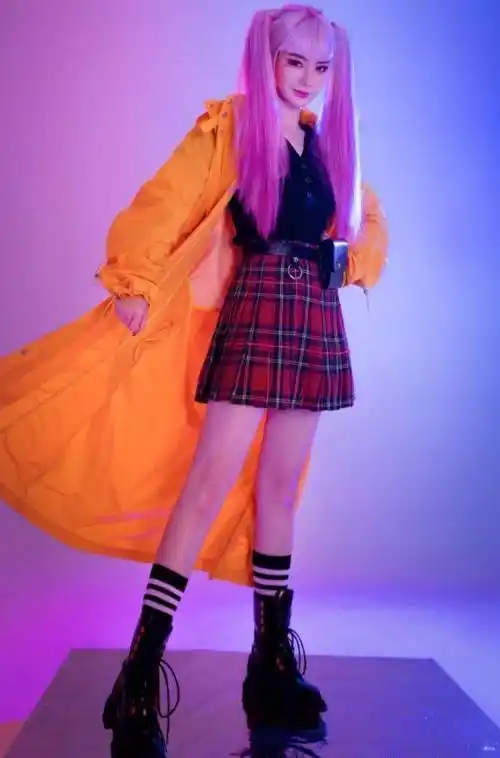 戚薇cos孙尚香要求穿电线袜,腿型令无数女生羡慕像开了十级特效_造型