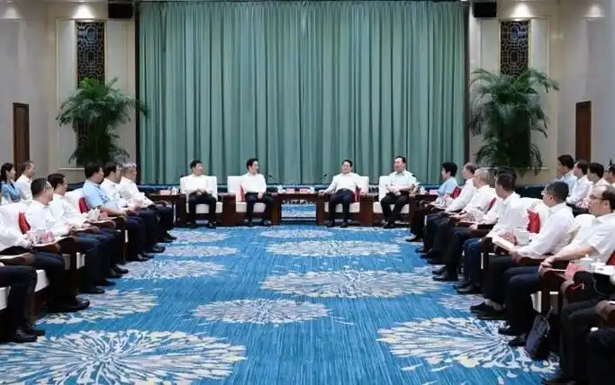 赵一德王浩赵刚黄莉新徐新荣参加有关活动浙江在线6月21日讯(记者 翁