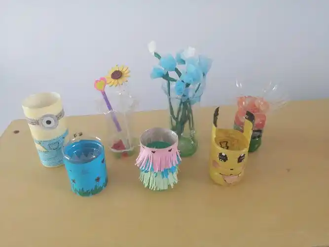 心灵手巧 变废为宝——和尚桥镇中心小学"变废为宝"作品show