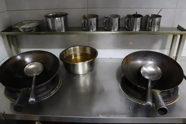 厨房真相沙县小吃麻辣烫禾塍烧麦小餐饮后厨如何