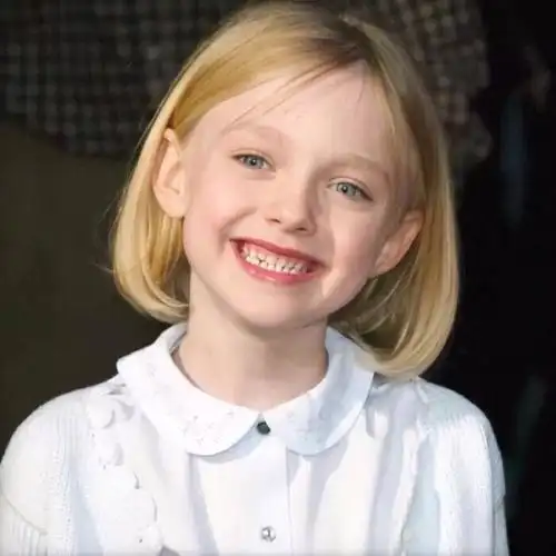 有没像这种比较搞怪的小孩头像