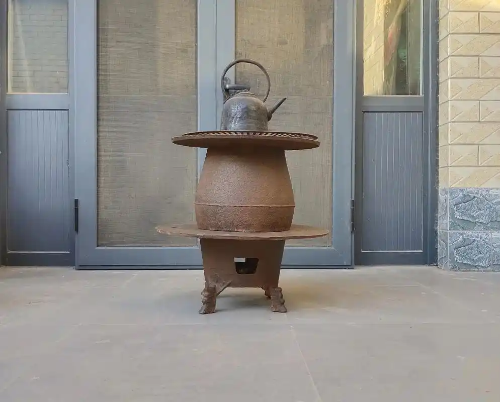 农村老物件 冬季必备【火炉   】  此品简洁大气,整体造 - 抖音