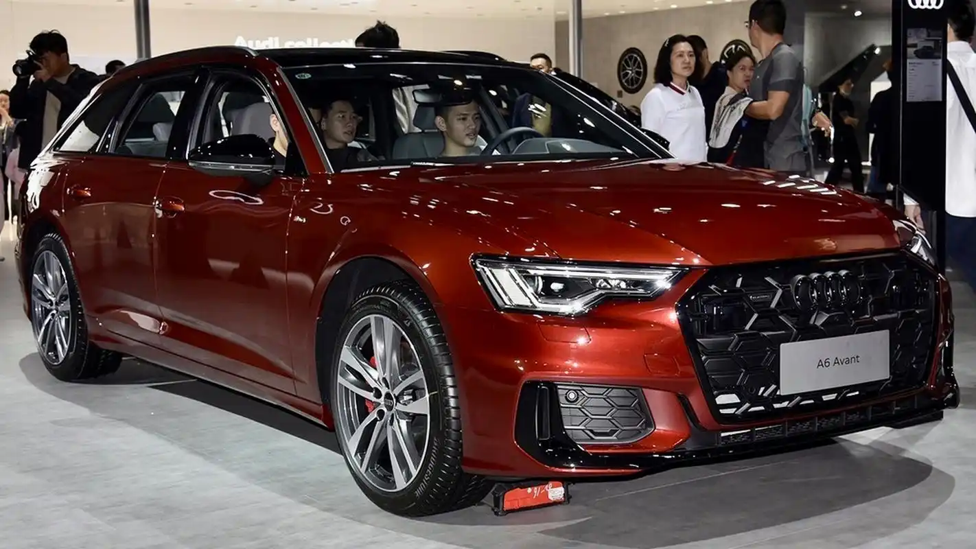 2024款进口版奥迪a6,avant臻选动感型实拍图