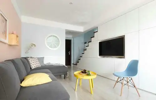 loft复式阁楼楼梯下面空间改电视柜背景墙造型效果图