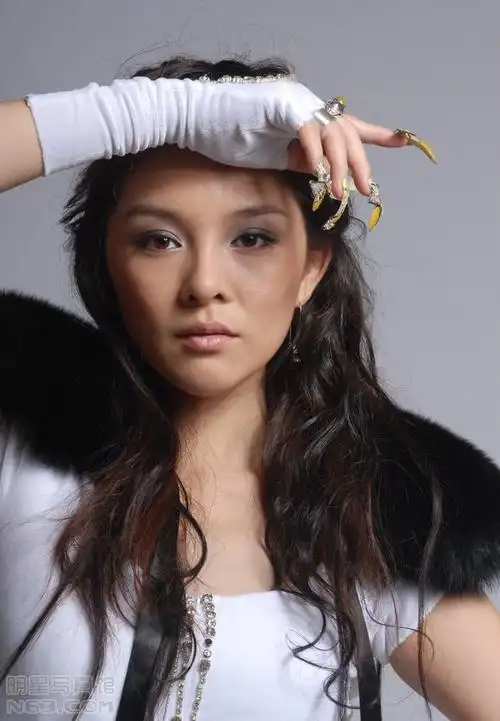 郑敏写真图片-自制1152x864壁纸.大图-明星写真馆n63.com