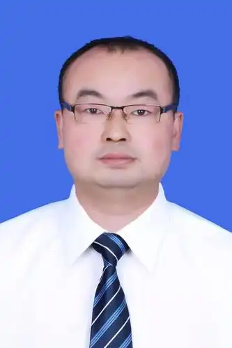 荔波县佳荣镇拉滩村驻村干部——蒙永国从"三尺讲台"到脱贫攻坚一线