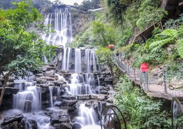 5. 清远旅游景点排名前十,清远玻璃桥