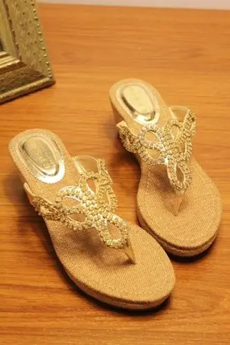 日本jellybeans宫廷款优雅镶钻防水台夹角拖鞋凉鞋女鞋