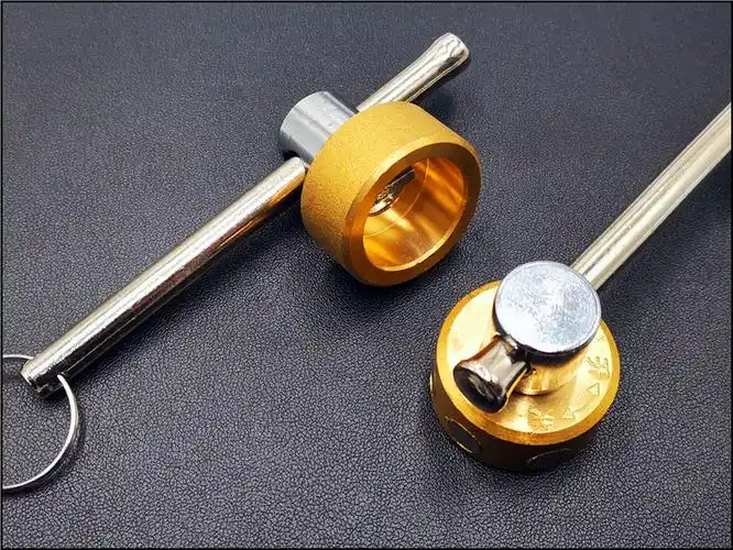 定制一字磁性暖气阀门钥匙暖气磁性锁闭阀门钥匙供暖阀门钥匙新物业包