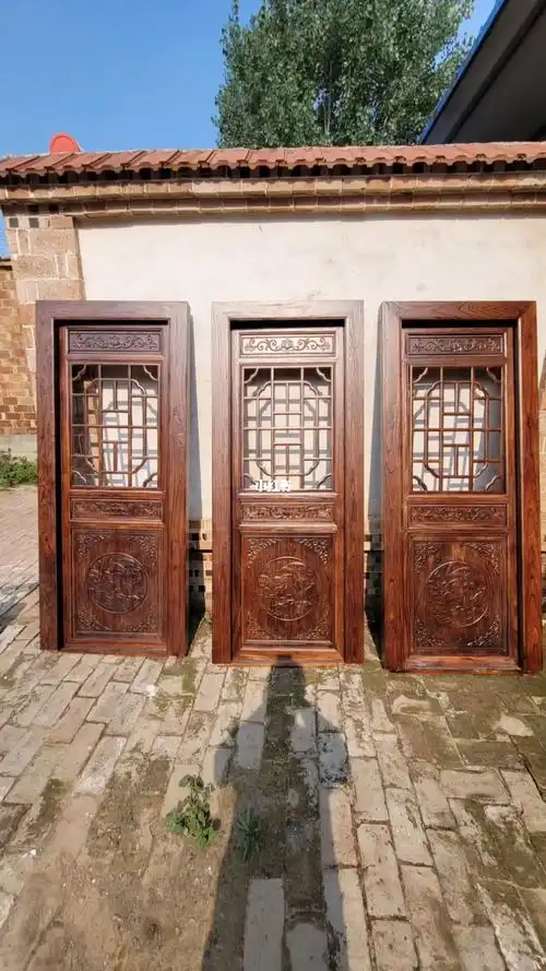 老榆木仿古花格实木门