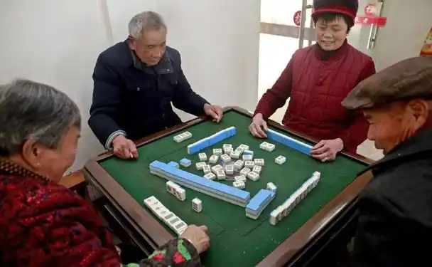 在农村打麻将算赌博吗?以下3种情况,属于在法律边界线徘徊