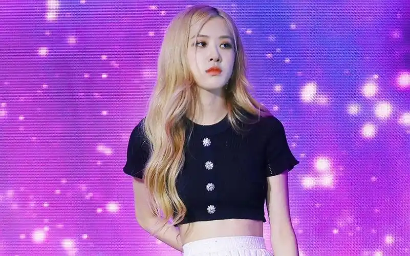 推万转三天不到油管播放量突破65万的blackpink朴彩英