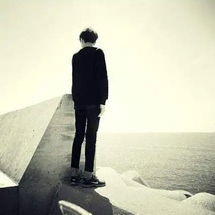 分手后一般男生用的头像 男生头像图片大全 -【爱个性】