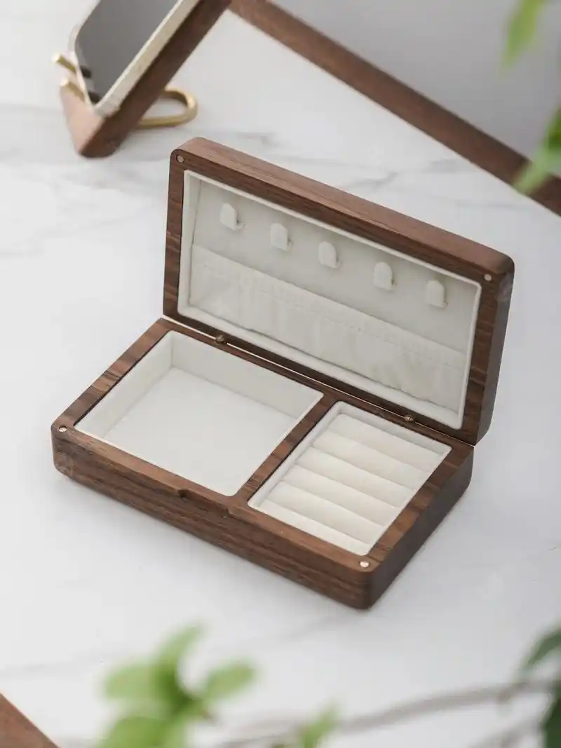 黑胡桃木首饰盒,懂"礼"更懂"你".实木首饰盒,以木表情,  - 抖音