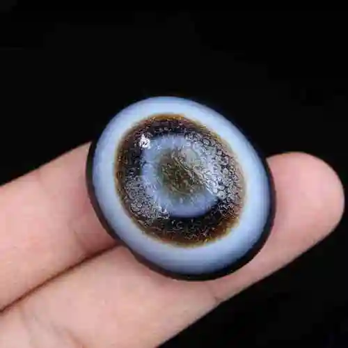 天然玛瑙材质精工制作满风化羊眼板珠锁骨珠藏传天然带眼玛瑙吊坠