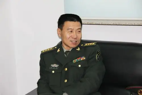 第54集团军后勤部原部长孙永富大校升任第26集团军副军长