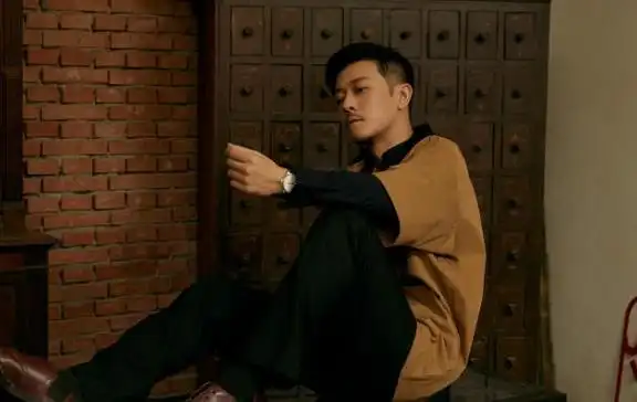 杨雨辰的个人资料中并没有介绍杨雨辰具体出生于哪里,网上关于杨雨辰