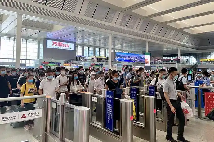 南宁东站候车室(来源:南宁局集团公司)