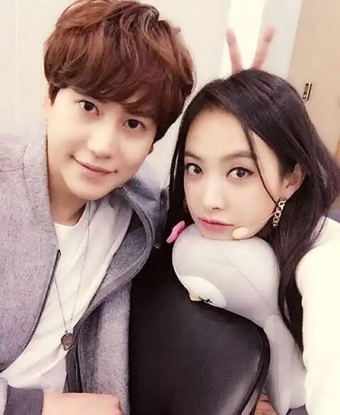 傻冒汤演唱会给宋茜戴帽子崔珉豪宋茜沈昌珉没行程时东方神起沈昌珉