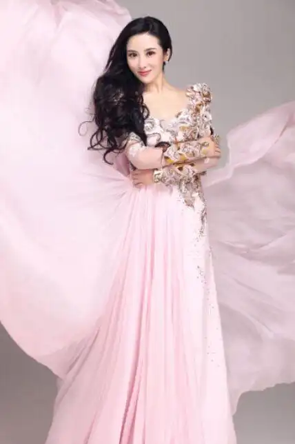 青年女高音毛一涵将办个唱首披露音乐会看点