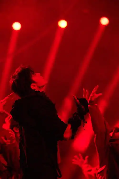 蔡徐坤发博告别沸腾校园##蔡徐坤说沸腾的不止舞台##沸腾校园