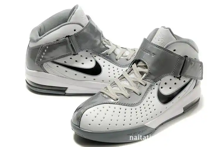 厂家直销 2011新款 8003#詹姆斯士兵5代系列上市 批发