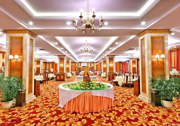 五星级酒店婚庆布置效果图片