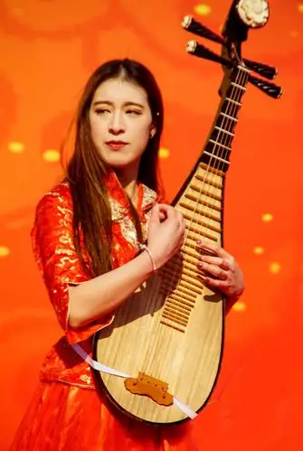 犹抱琵琶静相思