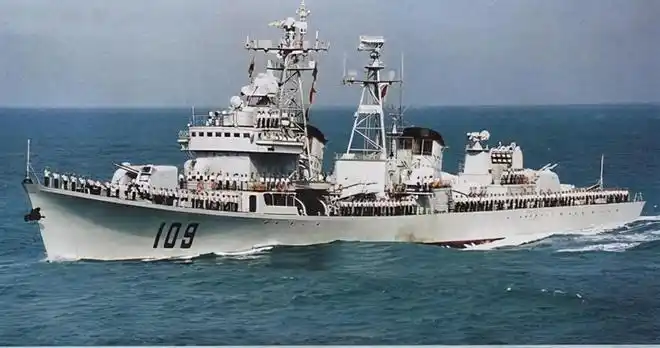 尘封多年的160号驱逐舰爆炸案134名官兵壮烈牺牲舰长政委被抓